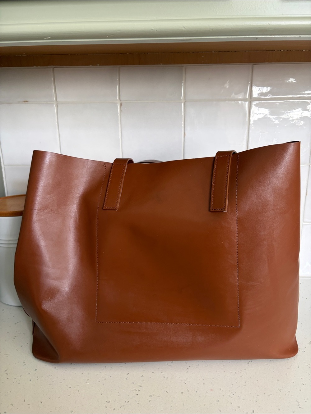 Everlane Leather Tote in Cognac Brown - Picture 2 of 3
